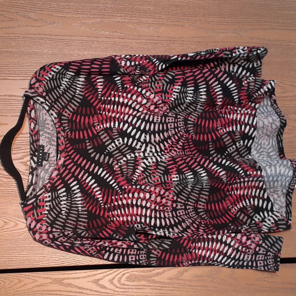 Tribal womens gorgeous cozy top size medium